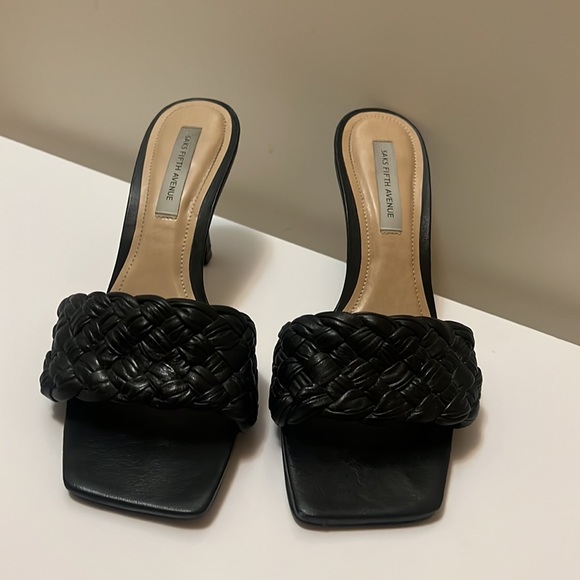 Braided Leather Heel Sandals - Picture 3 of 8